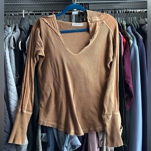 Free People “We the Free” Hooded Thermal Top | XL | Camel | EUC
